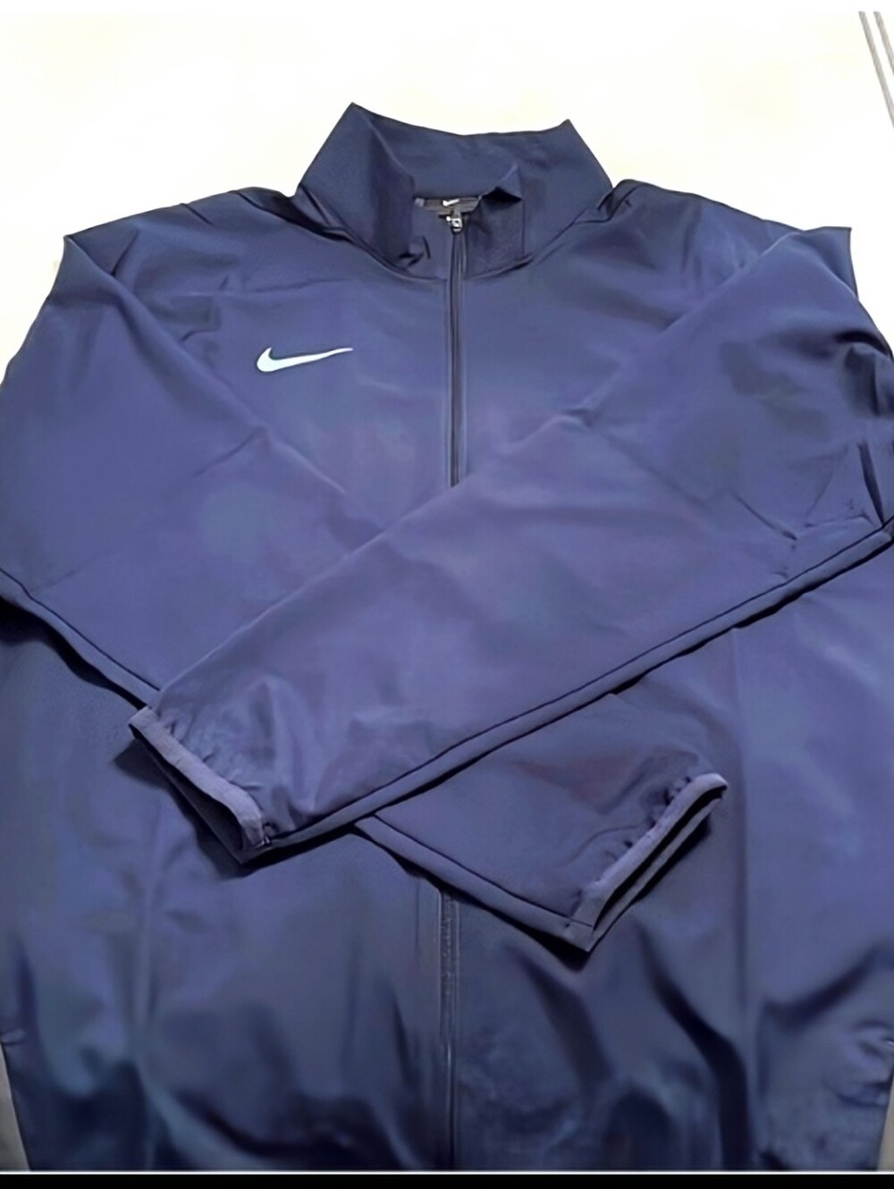 Euc Nike vintage track jacket 🧥 size xl like new condition